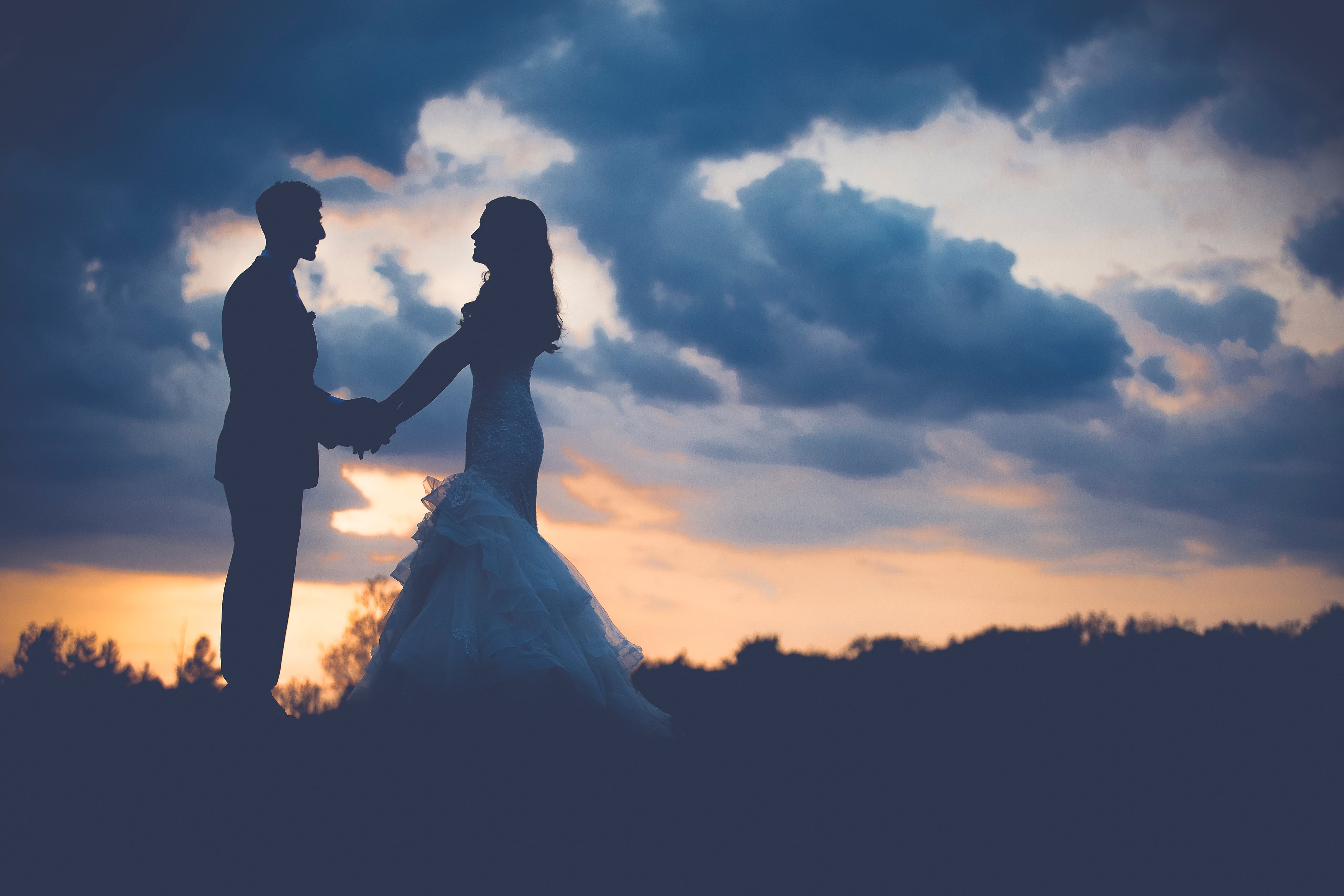 6 Wedding Jewelry Rules You Need to Know