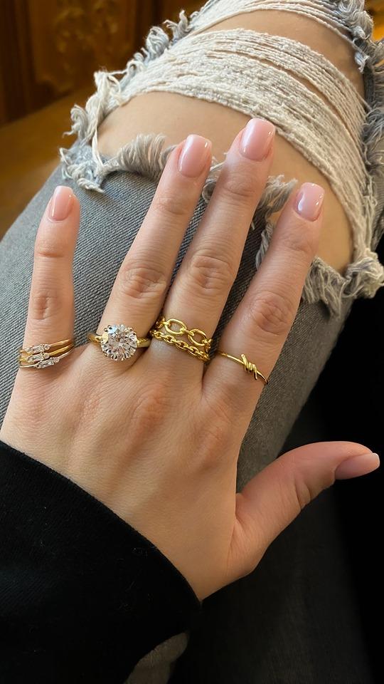 Dainty Three Diamond Band