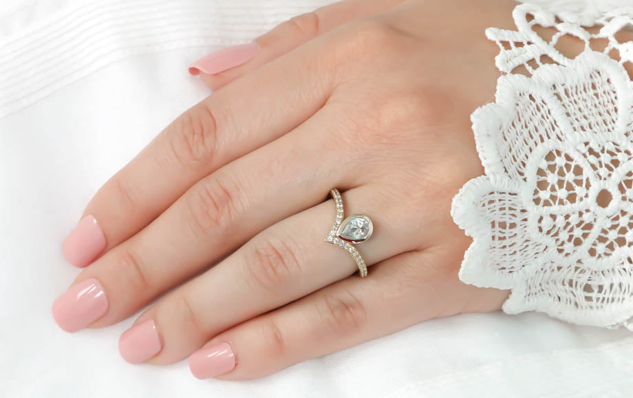 HRRWB042 Round cut Diamond Shaped Wedding Ring | Shining Diamonds®